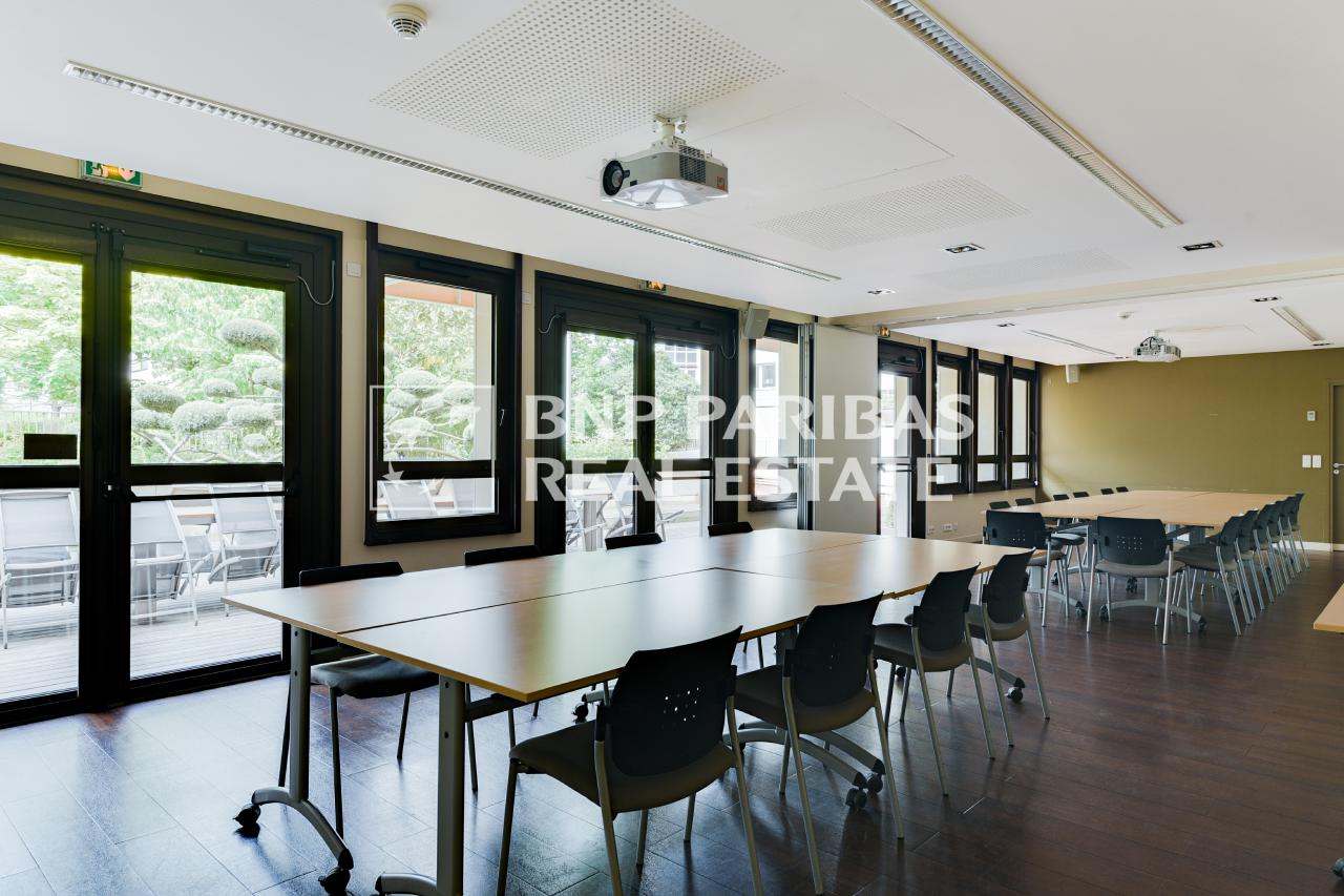 Bureau Clichy 335m² Location bureau Clichy Hauts-de-Seine OLBUR2312119 9